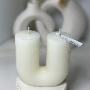 Minimalist U-Shaped Candle